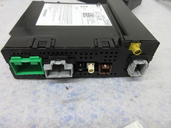 GMC SIERRA 3500 2500 2016-2017-2018 OEM RADIO NAVIGATION SCREEN 8 ¨ 23383729