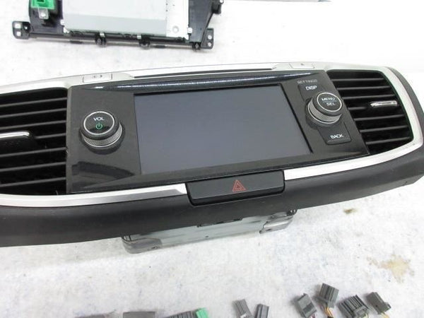 HONDA ACCORD COUPE 2013 OEM RADIO RECEIVER SCREEN NAVIGATION 39101-T2A-A810-M1