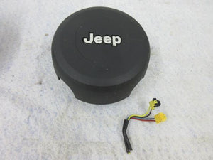 JEEP WRANGLER TJ YJ  BLACK COLOR AIRBAG DRIVER LEFT STEERING WHEEL WITH 2 PLUGS