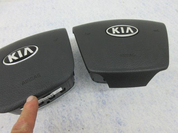 KIA SORENTO LX EX 2014-2015 driver steering wheel airbag LH LEFT 56900-1U500VA