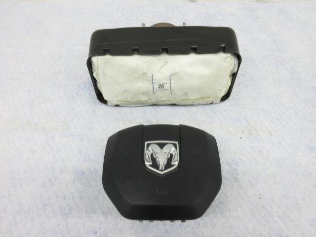 DODGE RAM CLASSIC 2019-2020-2021-2022-2023-2024 Airbag steering WHEEL RIGHT DASH