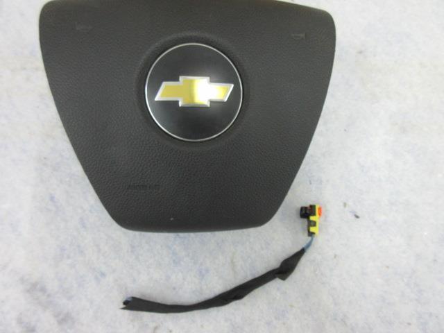 CHEVROLET SILVERADO 2500 3500 0 7 - I  4 OEM LEFT AIRBAG DRIVER STEERING WHEEL