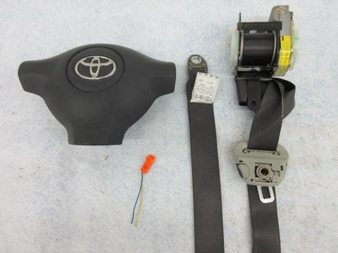 TOYOTA YARIS ECO VITZ  O 3 - O  5 BLACK DRIVER LEFT AIRBAG STEERING WHEEL BELT