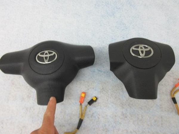 TOYOTA RAV-4 O 4 - O 5  OEM  ALREADY RECALLED  Airbag steering wheel LEFT DRIVER
