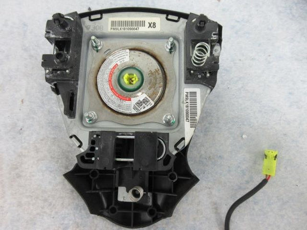 NISSAN VERSA MICRA 2016-2017-2018-2019 LEFT AIRBAG * METAL 1 PLUG Steering wheel