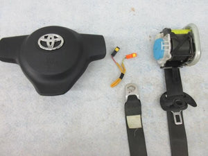 Toyota Yaris I 2 -2013-2014-2015-2016-2017-2018 LEFT Airbag steering wheel BELT