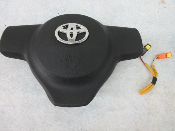 Toyota Yaris I 2 -2013-2014-2015-2016-2017-2018 LEFT Airbag steering wheel BELT