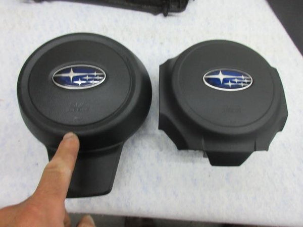 SUBARU IMPREZA LEGACY CROSSTREK 2017-2025 LEFT OEM Airbag steering wheel DRIVER