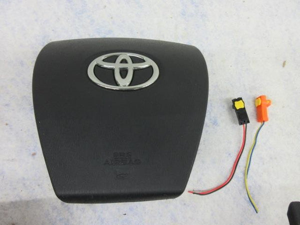 TOYOTA PRIUS C 2014-2015-2016-2017-2018-2019 Airbag steering wheel left knee OEM