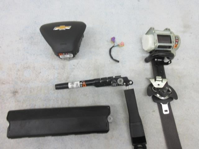 CHEVROLET BOLT EV 2017-2018-2019-2020-2021 KNEE AIRBAG STEERING WHEEL LEFT  BELT