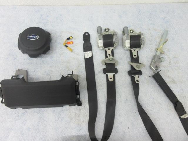 SUBARU Forester 2017-2018 LEFT Airbag steering wheel KNEE DRIVER 2 X SEAT BELT