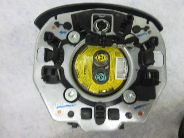 JEEP GRAND CHEROKEE 2019-2020-2021OEM DRIVER STEERING WHEEL AIRBAG BLACK LEFT L
