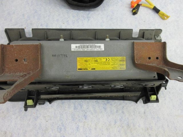 SUBARU XV CROSSTREK 2013-2014-2015 OEM Airbag LEFT steering wheel knee BELT LH