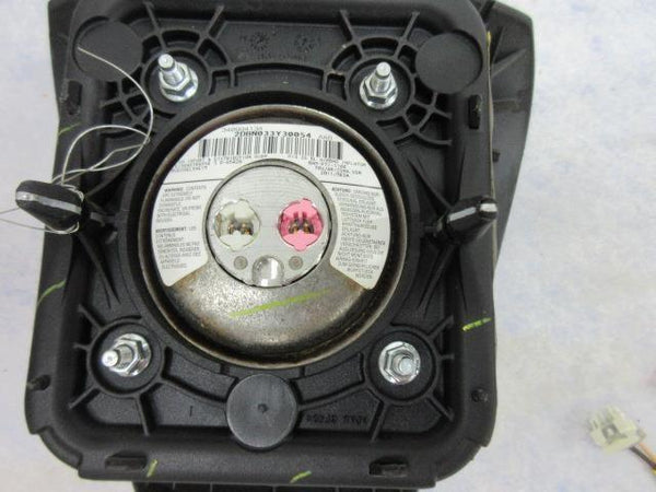CHEVROLET EXPRESS 1500 2008-2024 AIRBAG WITH PLUG DRIVER LEFT STEERING WHEEL OEM