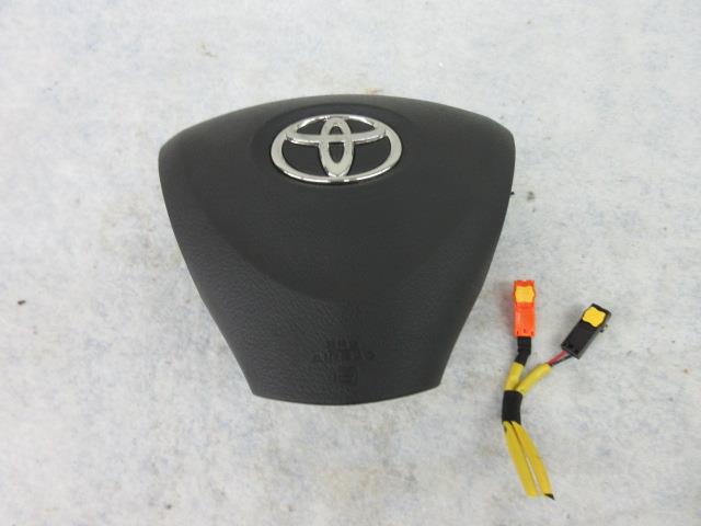 TOYOTA COROLLA S BLACK W /RADIO O 9 - I  O MATRIX AIRBAG STEERING WHEEL LEFT LH