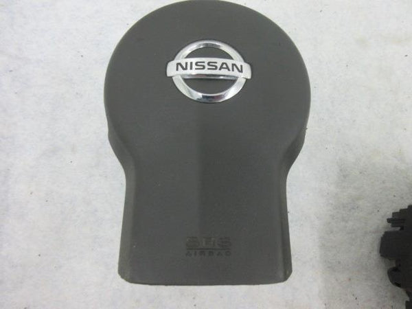 NISSAN PATHFINDER FRONTIER 2013-2023 LEFT LH BLACK steering WHEEL Driver AIRBAG