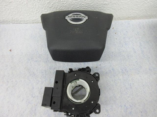 NISSAN Titan Armada 2019-2020-2021 OEM BLACK Driver Airbag steering wheel