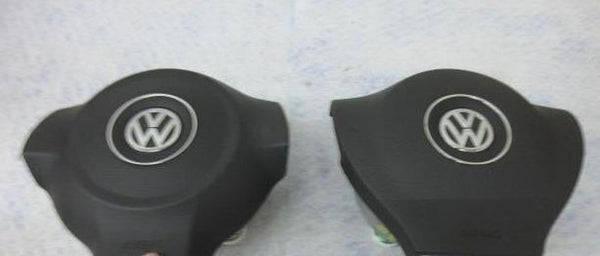 VOLKSWAGEN GOLF JETTA OEM LH DRIVER LEFT STEERING WHEEL AIRBAG 1KM 880 201 D 81U