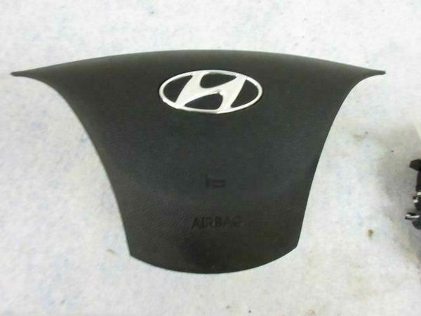HYUNDAI ELANTRA SEDAN 2011-2016 OEM DRIVER BELT LEFT STEERING SEATS BELTS Airbag