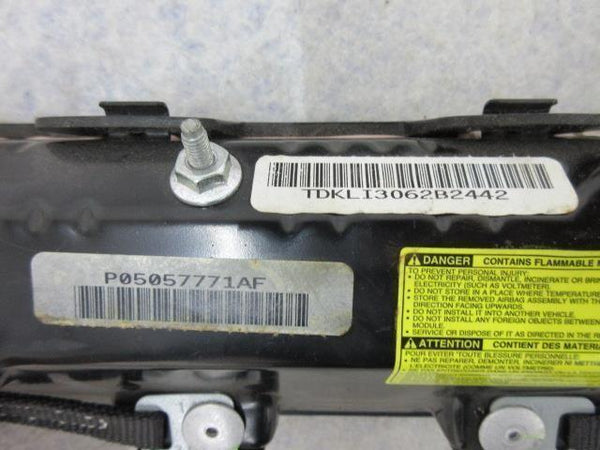 DODGE CARAVAN 2011-2012-2016-2019 OEM Airbag driver knee left STEERING WHEEL