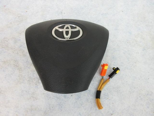 TOYOTA COROLLA S BLACK W /RADIO O 9 - I  O MATRIX LH AIRBAG STEERING WHEEL LEFT