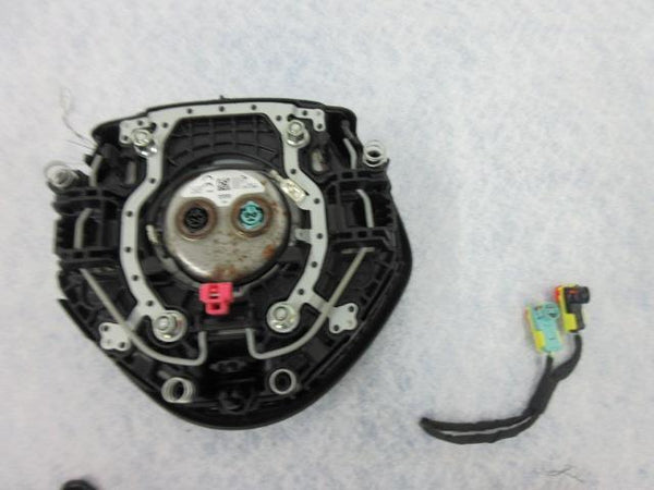 Toyota C-HR 2016-2017-2018-2019-2020-2021-2022 KNEE AIRBAG DRIVER STEERING WHEEL