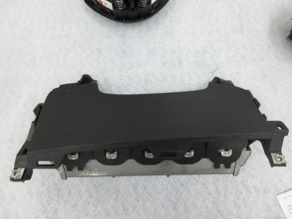 Toyota C-HR 2016-2017-2018-2019-2020-2021-2022 KNEE AIRBAG DRIVER STEERING WHEEL