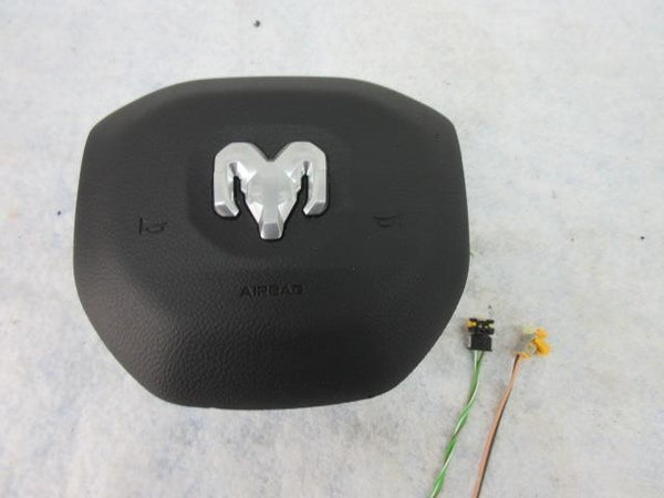 DODGE RAM 2500 3500 * NEW BODY * 2019-2026 OEM Airbag steering WHEEL LEFT DRIVER