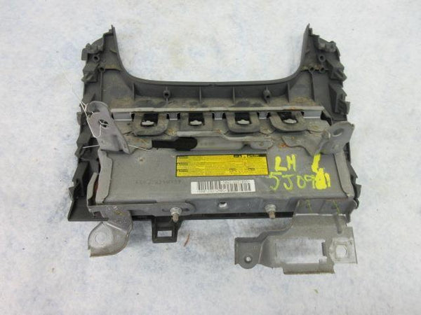 TOYOTA PRIUS V  VIN # ¨EU ¨  2012-2018 OEM Airbag steering wheel left knee GRAY