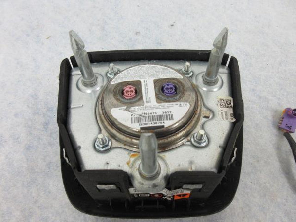 GMC CANYON 2018-2019-2020-2021-2022 STEERING WHEEL LEFT ( 3 pins) airbag DRIVER