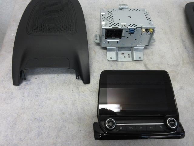 FORD ECOSPORT TITANIUM 2018-2019-2020-2021 OEM RADIO RECEIVER BIG SCREEN 8¨ APPS