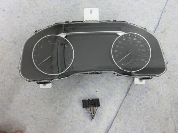 NISSAN ROGUE ONLY 59 KM 2020-2021-2022 OEM  GAUGE SCREEN 6 ¨ CLUSTER 248106RF0A