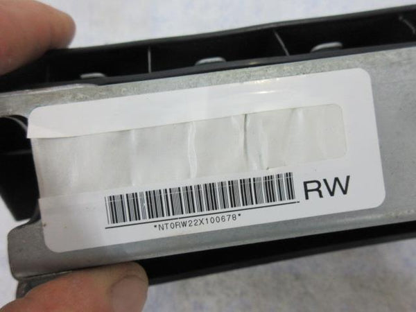 NISSAN KICKS 2021-2022-2023-2024 OEM RIGHT PASSENGER KNEE BOOSTER RH LEFT AIRBAG