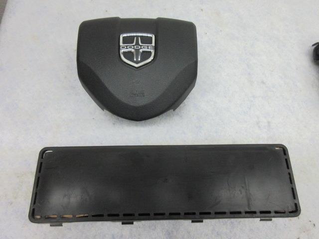 DODGE CHARGER I  I - I 4  OEM KNEE BOOSTER LEFT AIRBAG DRIVER STEERING WHEEL