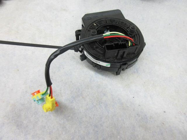 KIA SORENTO EX LX 2016-2017-2018 OEM driver steering wheel airbag SEAT BELT LEFT