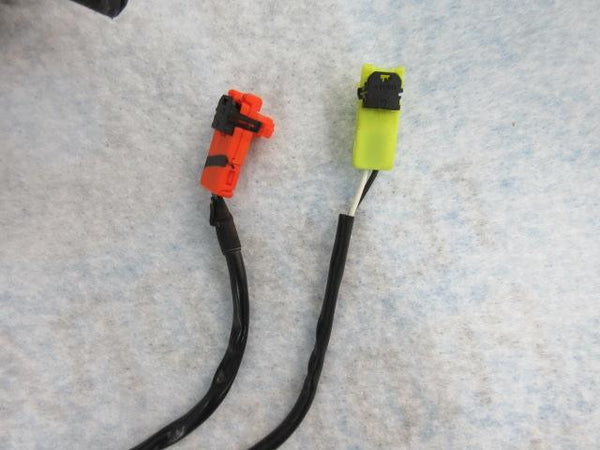 NISSAN VERSA NOTE SL 2012-2013-2014 AIRBAG 2 PLUGS OEM Steering wheel LEFT ROUND