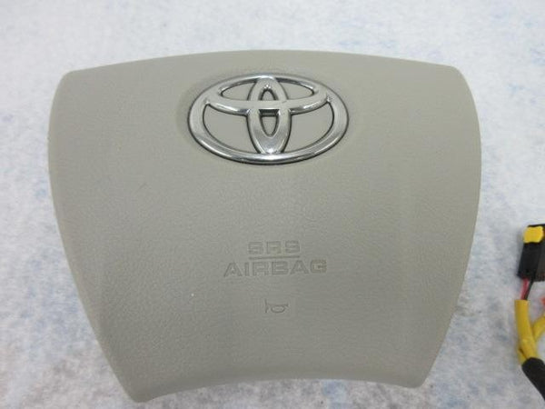 TOYOTA SIENNA  I  2 -  I 4  OEM LEFT Airbag STEERING WHEEL DRIVER KNEE BOOSTER