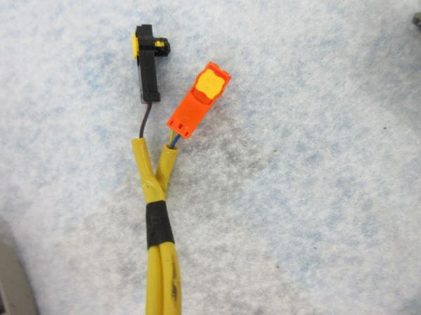 TOYOTA SIENNA  I  2 -  I 4  OEM LEFT Airbag STEERING WHEEL DRIVER KNEE BOOSTER