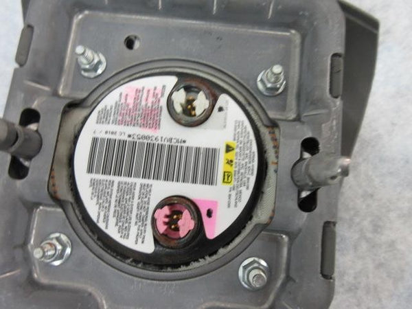 CHEVROLET TRAVERSE 2008-2017 OEM AIRBAG GRAY DRIVER STEERING WHEEL LEFT DRIVER