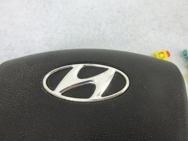 HYUNDAI ACCENT sedan 2015-2016-2017 SEAT BELT LEFT driver steering WHEEL Airbag