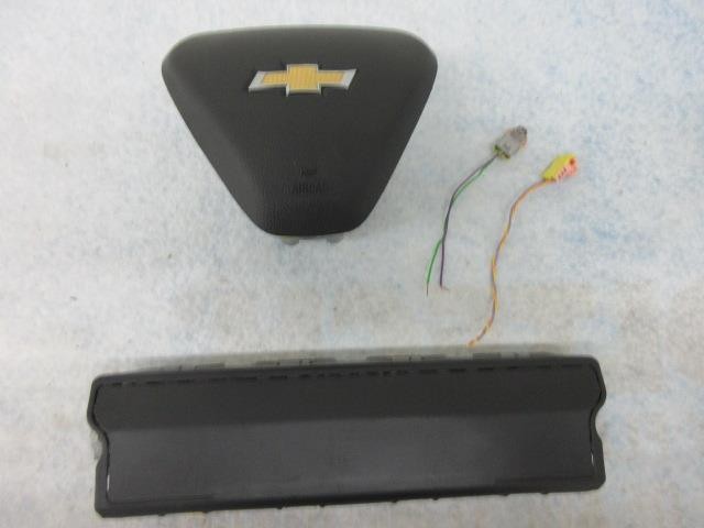 CHEVROLET CRUZE LT / TURBO 2018-2019-2020-2021 Airbag LEFT steering WHEEL KNEE L
