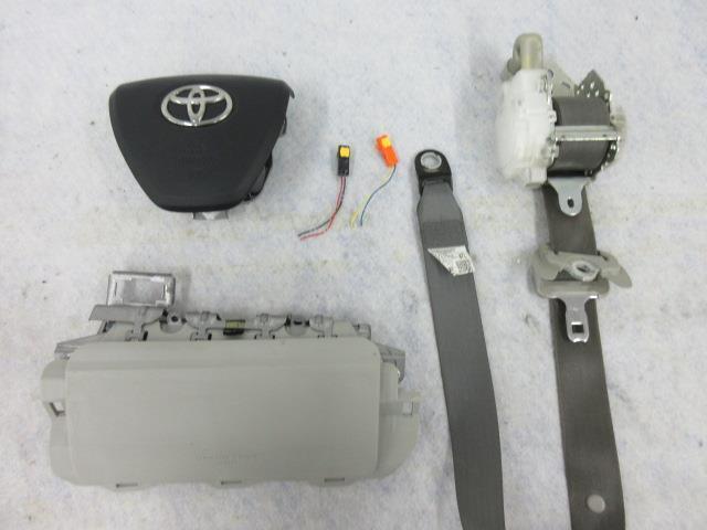 TOYOTA VENZA 2013-2014-2015-2016 OEM Airbag DRIVER STEERING WHEEL knee GRAY BELT