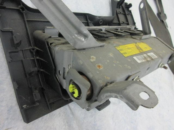 Toyota Yaris 2013-2014-2015-2016-2017-2018 Airbag steering wheel KNEE OEM L LEFT