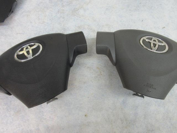 TOYOTA COROLLA S GRAY W/O RADIO O 9 - I  O LH  LEFT MATRIX AIRBAG STEERING WHEEL