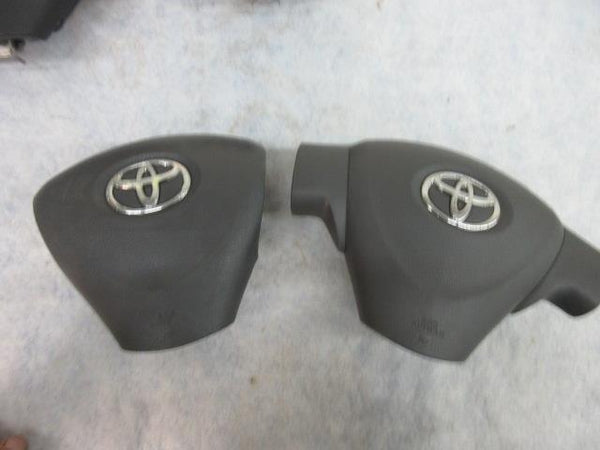 TOYOTA COROLLA S GRAY W/O RADIO O 9 - I  O LH  LEFT MATRIX AIRBAG STEERING WHEEL