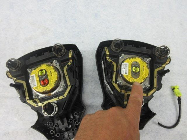 NISSAN VERSA NOTE 2016-2018-2017-2019 OEM LEFT AIRBAG Steering wheel LH DRIVER