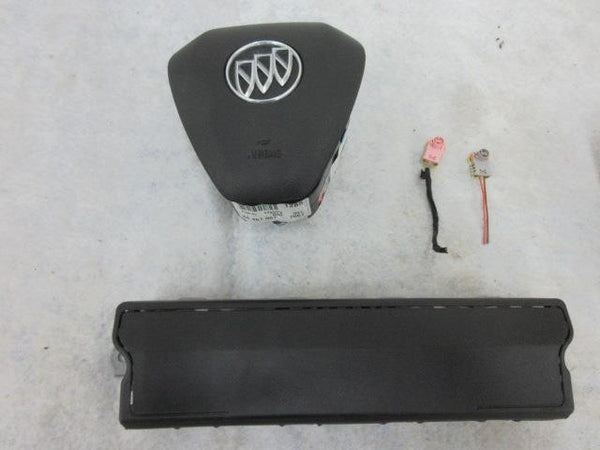 BUICK ENVISION REGAL 2019-2020 DRIVER OEM STEERING WHEEL airbag KNEE LEFT