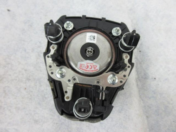 BUICK ENVISION REGAL 2019-2020 DRIVER OEM STEERING WHEEL airbag KNEE LEFT