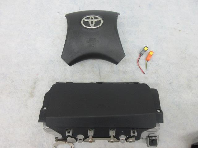 TOYOTA HIGHLANDER 2008-2013 BLACK WITH CONTROL LEFT steering wheel + KNEE AIRBAG