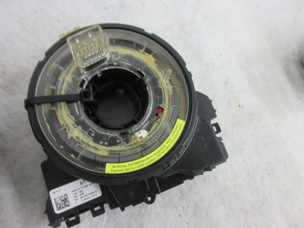 VOLKSWAGEN TOUAREG 2011-2017 DRIVER STEERING WHEEL  AIRBAG 7P6 880 201 H 81U